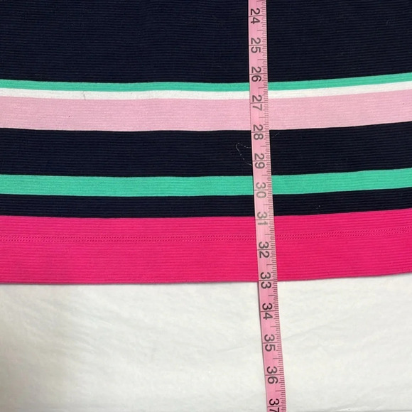 Crown & Ivy size medium petite dress. - Picture 7 of 7